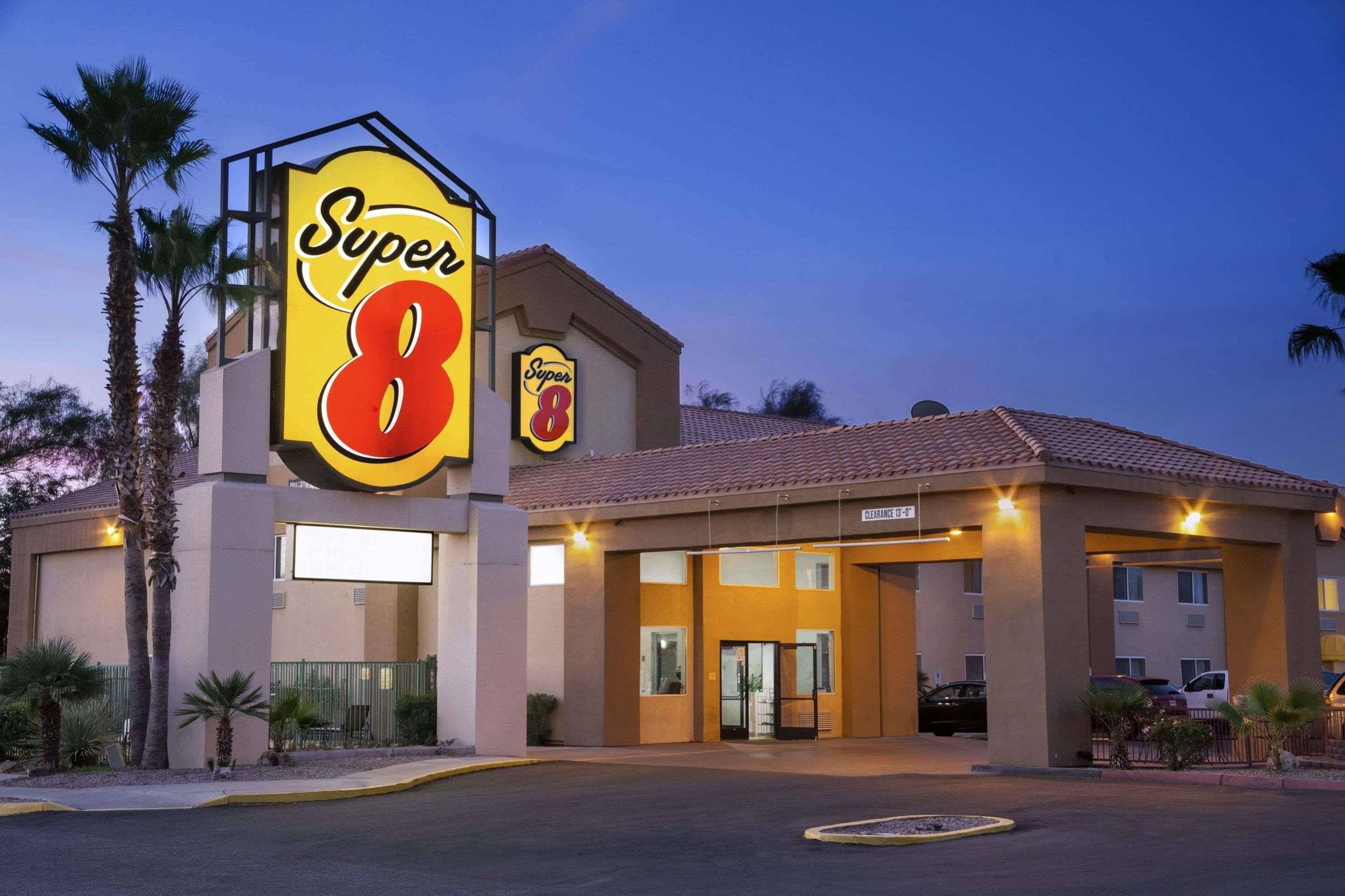 Super 8 By Wyndham Marana/Tucson Area Hotel Exterior photo